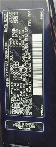 Used 2021 Volvo V90 T6 Cross Country image 25