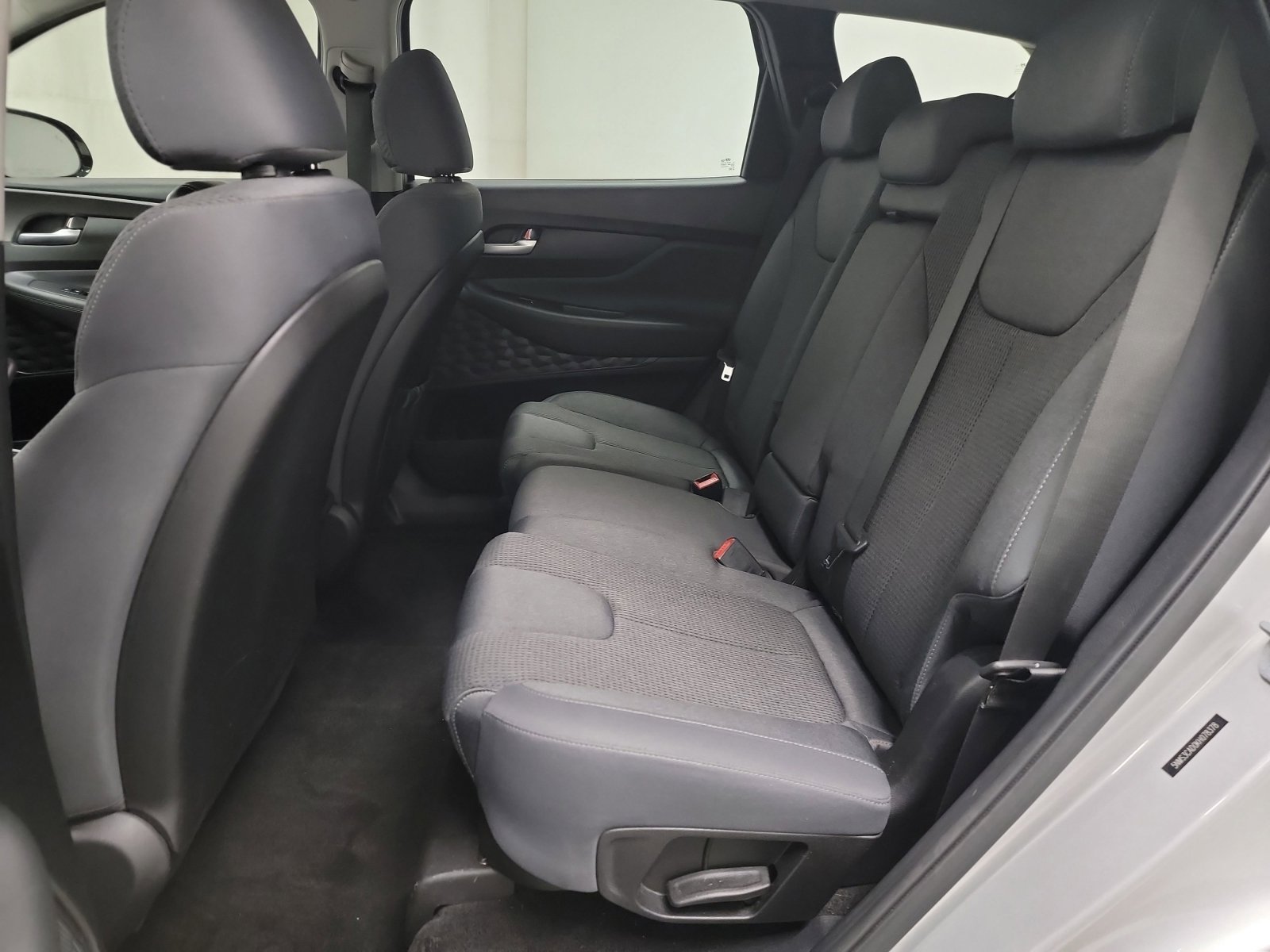Used 2019 Hyundai Santa Fe SEL image 27