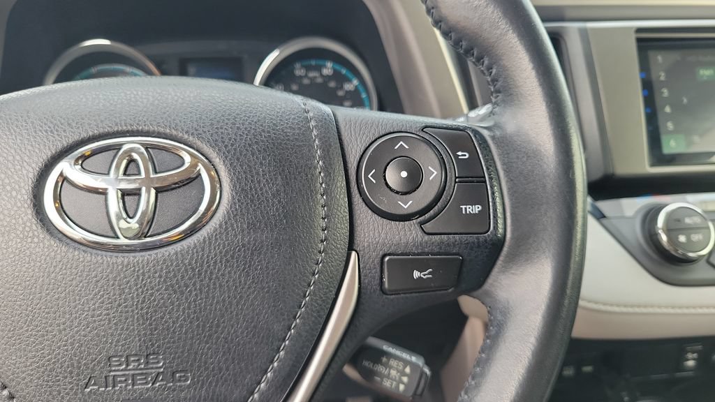 Used 2017 Toyota RAV4 XLE w/ Convenience Package AWD/4WD image 19