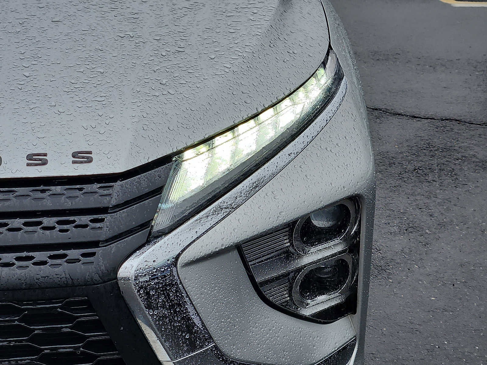 Used 2023 Mitsubishi Eclipse Cross LE image 9