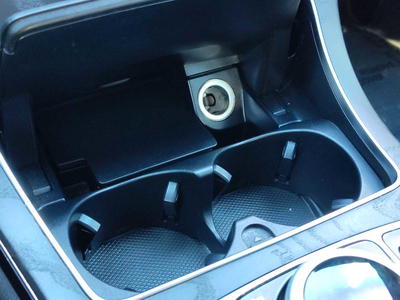 Used 2017 Mercedes-Benz C 300 Sedan image 24