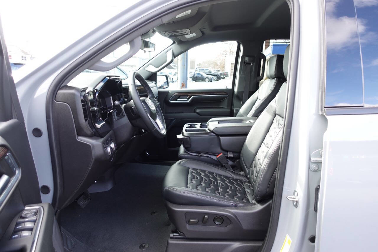 Used 2024 GMC Sierra 1500 Elevation AWD/4WD image 18