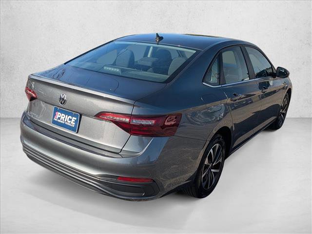 Used 2024 Volkswagen Jetta S image 5