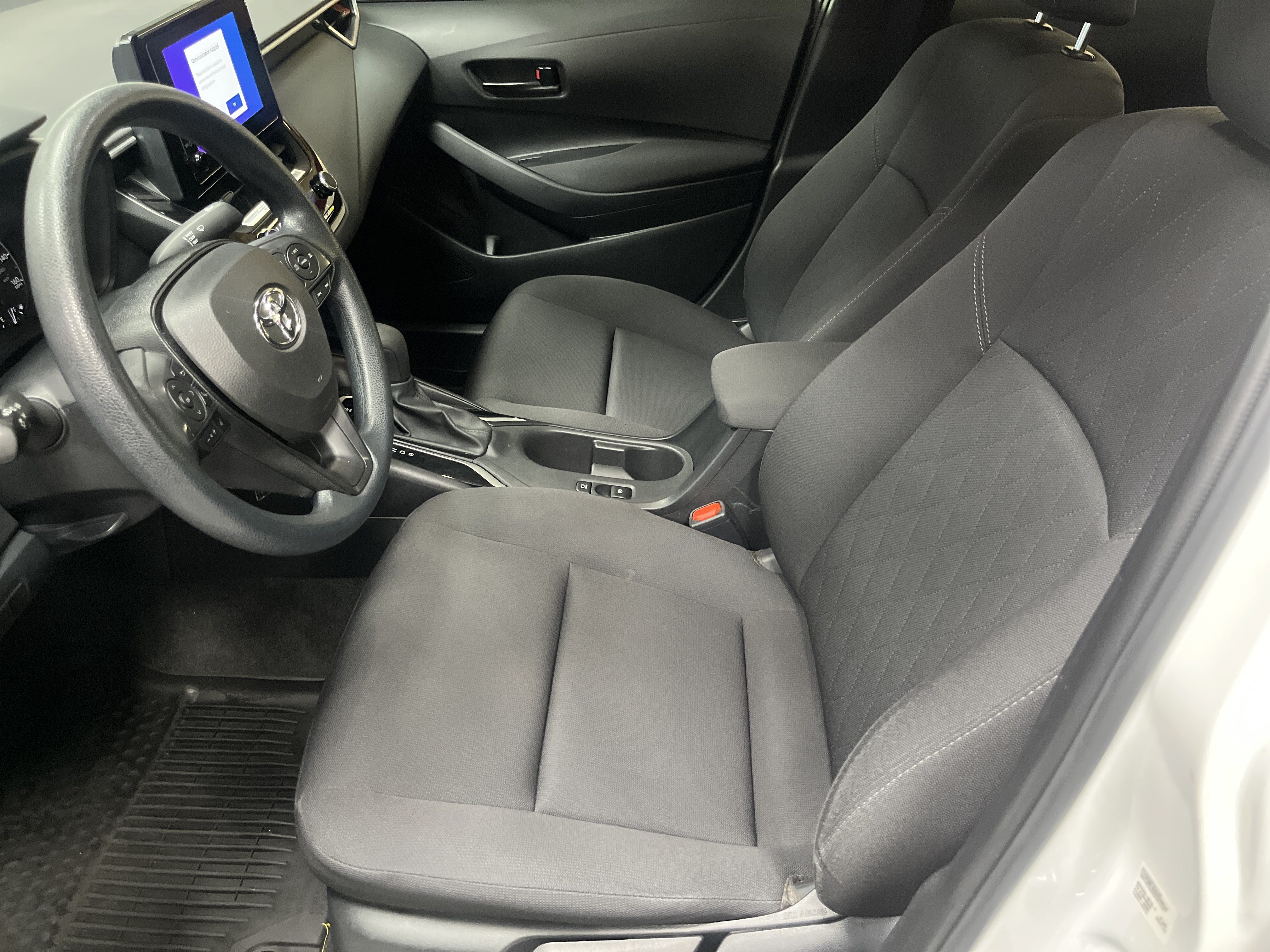 Used 2023 Toyota Corolla LE FWD image 16