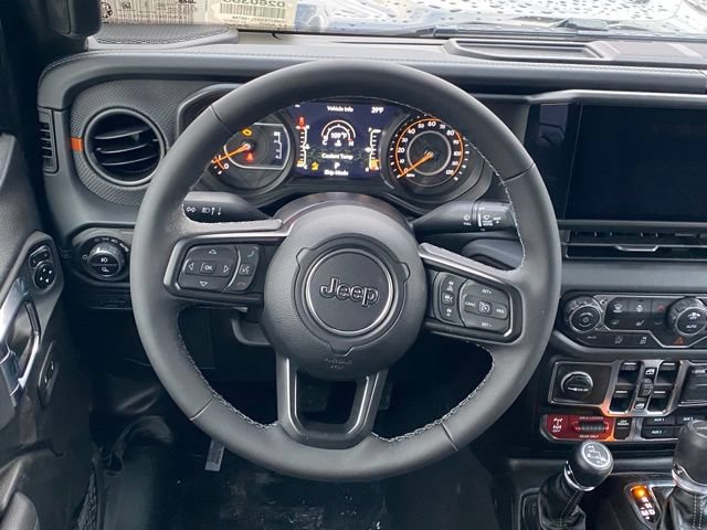 New 2026 Jeep Gladiator Mojave w/ Safety Group AWD/4WD image 35