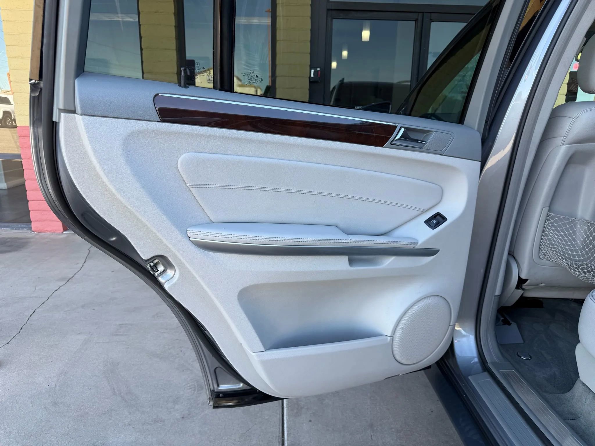 Used 2012 Mercedes-Benz GL 320 BlueTEC 4MATIC image 21