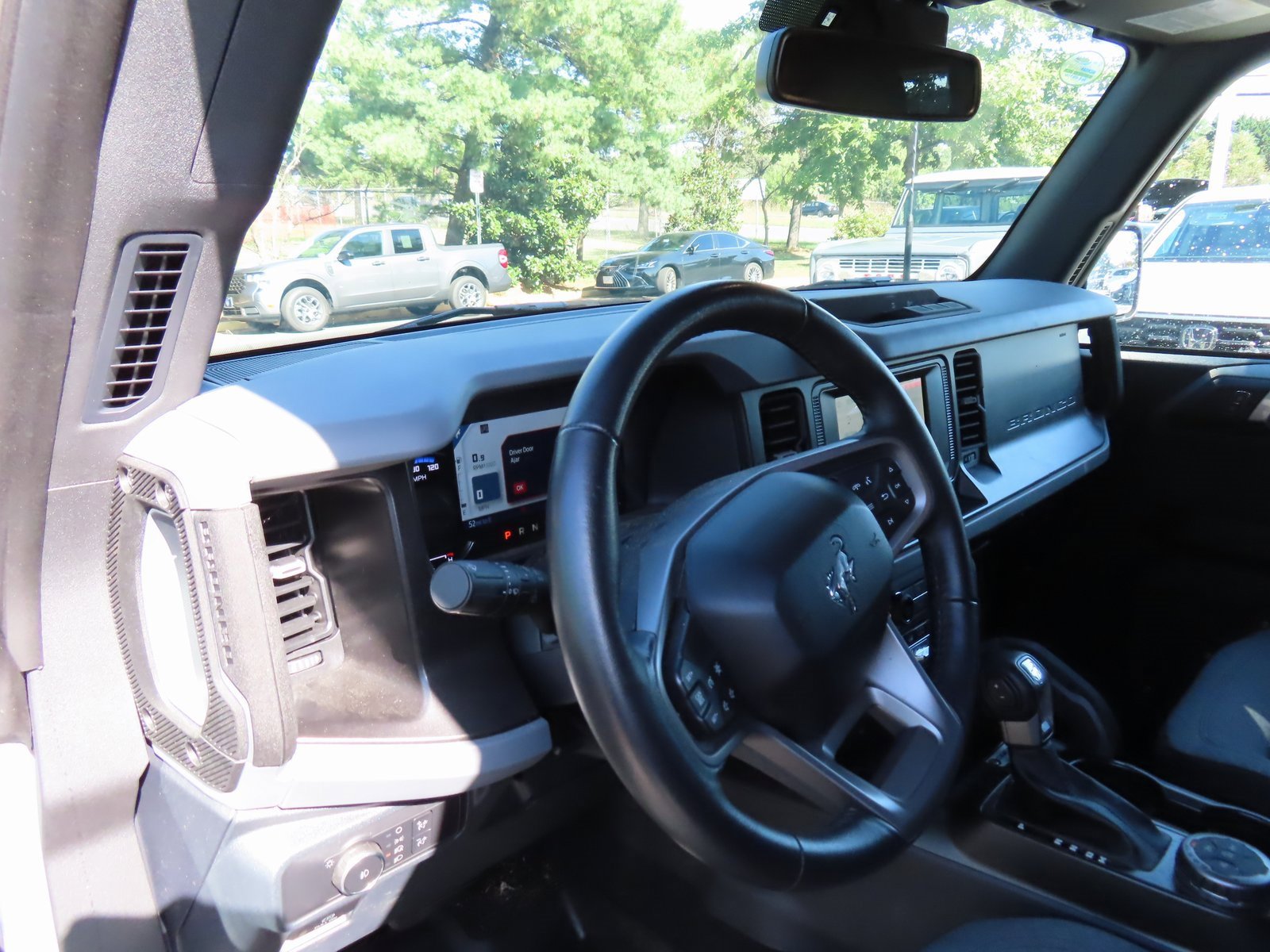 Used 2022 Ford Bronco Big Bend image 12