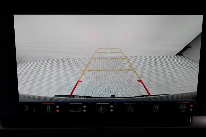 Used 2024 Chevrolet Silverado 1500 LTZ w/ LTZ Premium Package image 5