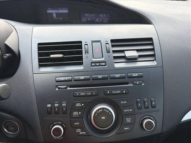 Used 2013 MAZDA MAZDA3 i Touring FWD image 18