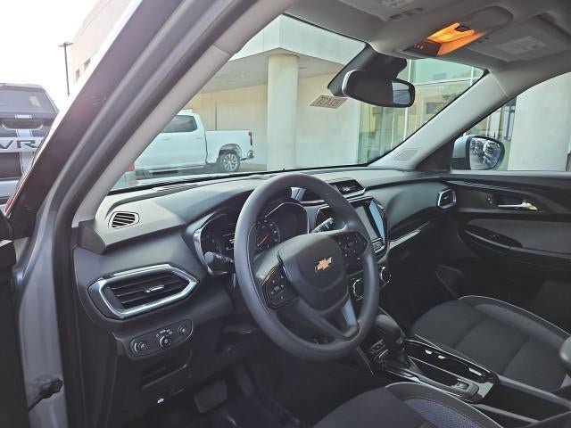 Used 2023 Chevrolet TrailBlazer LT w/ Convenience Package FWD image 10