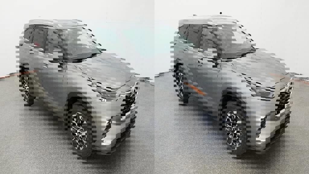 New 2026 Toyota Highlander XLE image 13