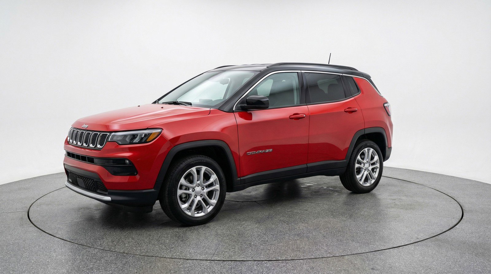 Used 2025 Jeep Compass Limited image 3