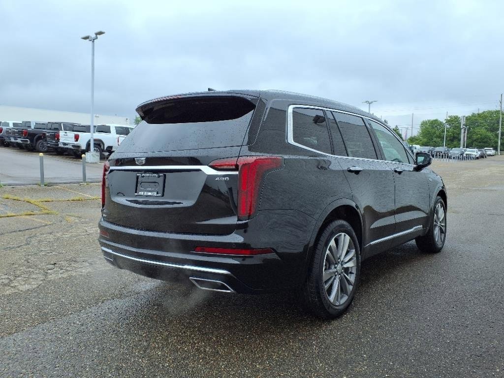Used 2024 Cadillac XT6 Premium Luxury image 6