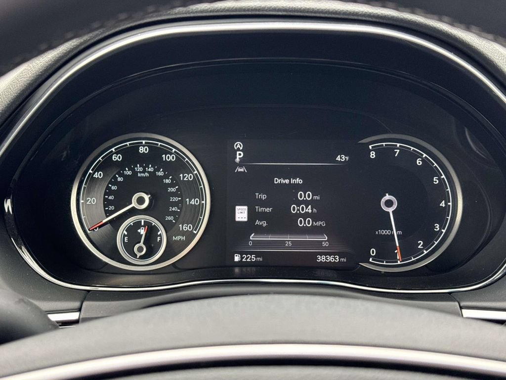 Certified 2023 Genesis GV70 2.5T w/ Select Package AWD/4WD image 21