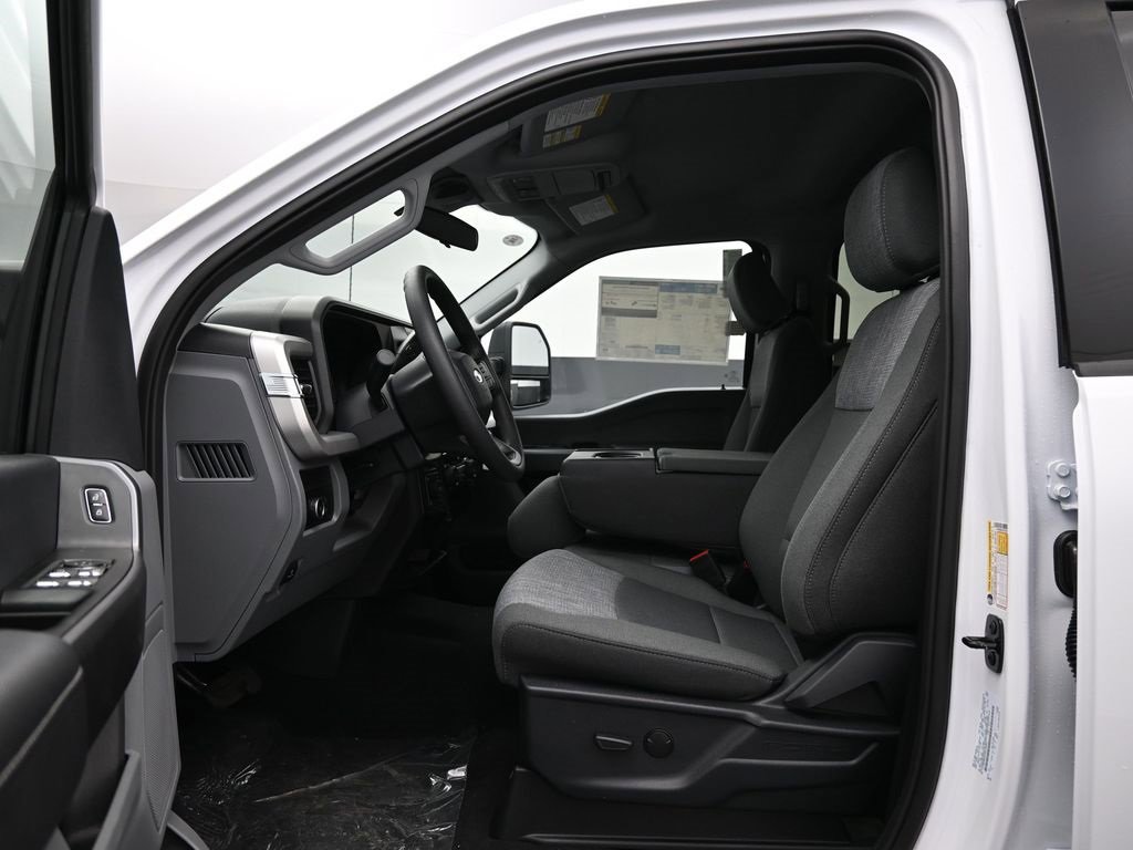 New 2026 Ford F350 XLT image 10