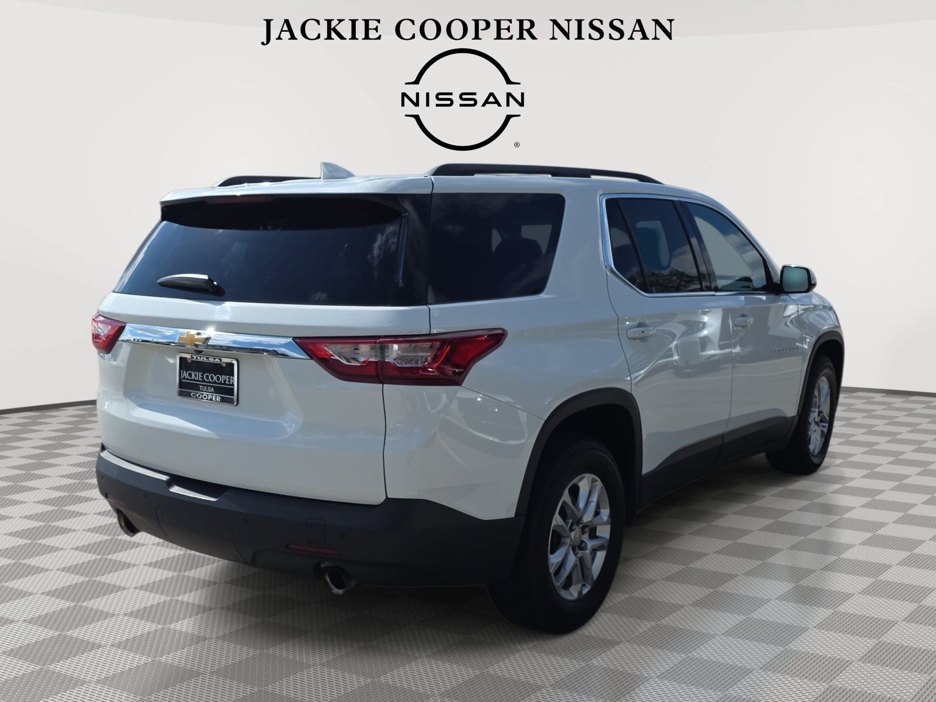 Used 2019 Chevrolet Traverse LT AWD/4WD image 5