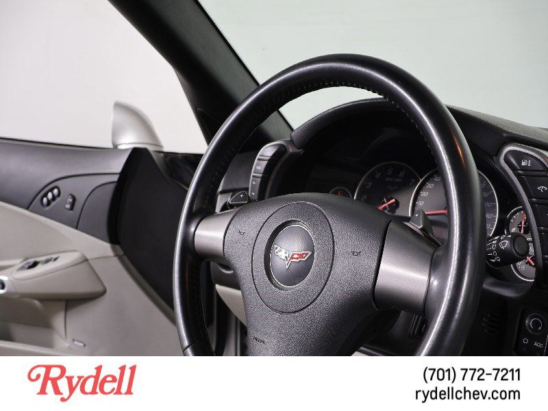 Used 2006 Chevrolet Corvette Convertible w/ Preferred Equipment Group image 13