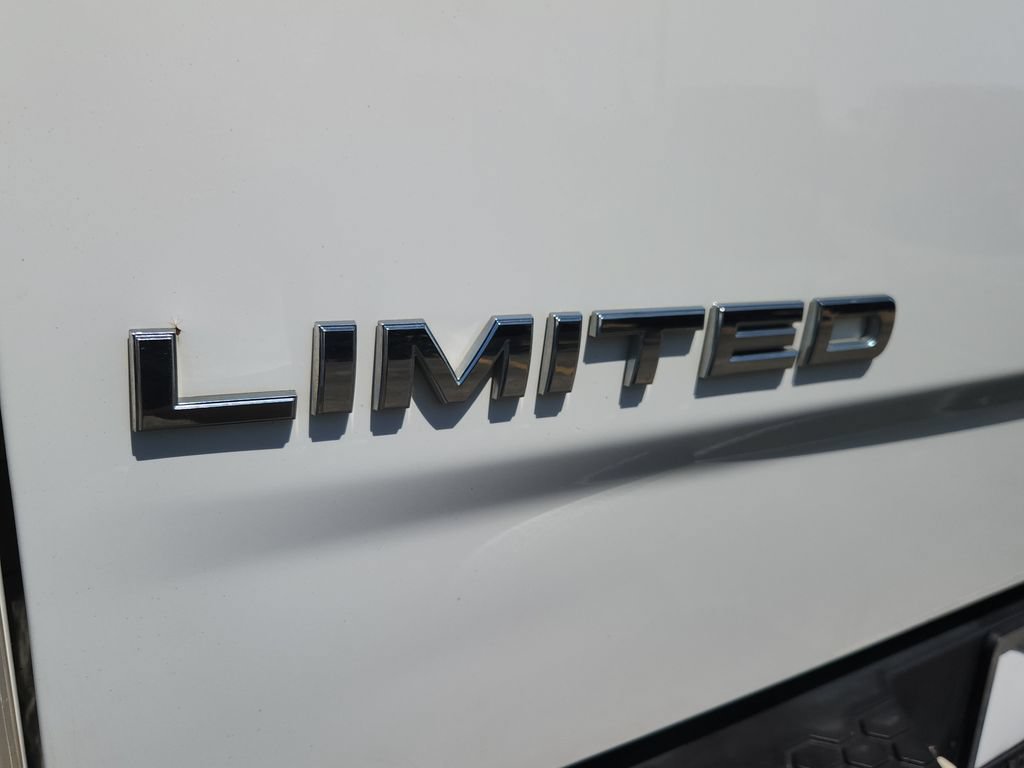 Used 2014 RAM 2500 Limited AWD/4WD image 15