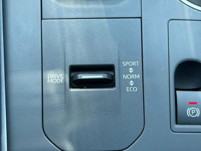 Certified 2026 Toyota Highlander XLE AWD/4WD image 32