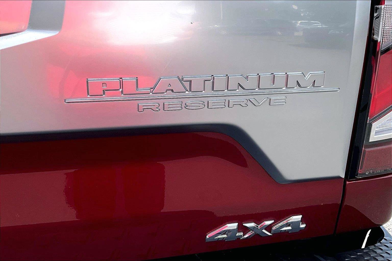 Used 2024 Nissan Titan Platinum Reserve w/ Moonroof Package AWD/4WD image 26