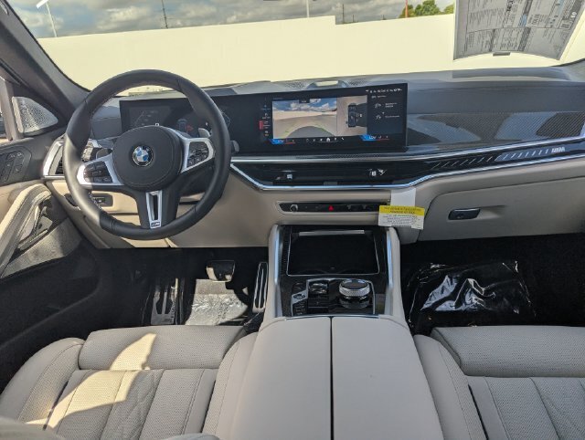 New 2026 BMW X6 M60i AWD/4WD image 16