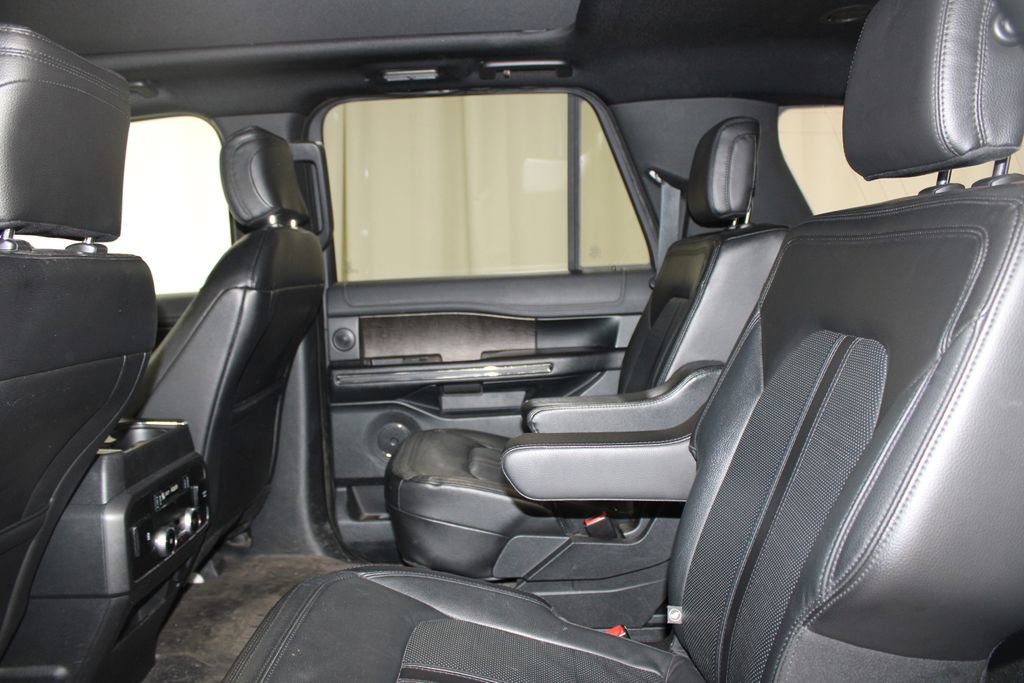 Used 2020 Ford Expedition Max Limited w/ Equipment Group 302A image 18