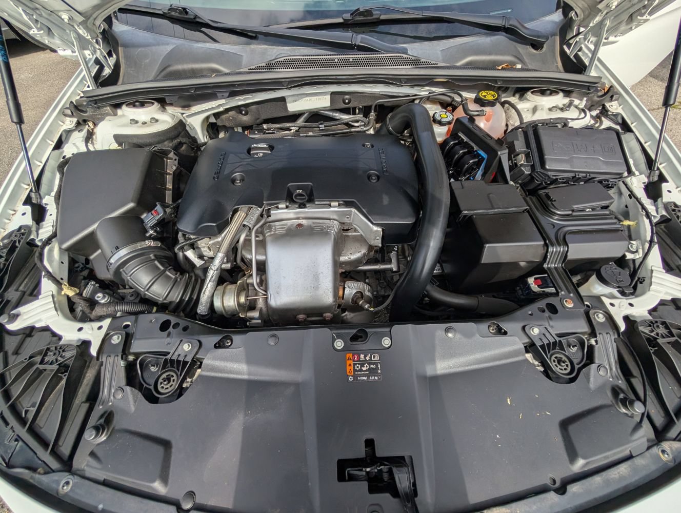 Used 2019 Buick Regal Essence w/ Driver Confidence Package I FWD image 10