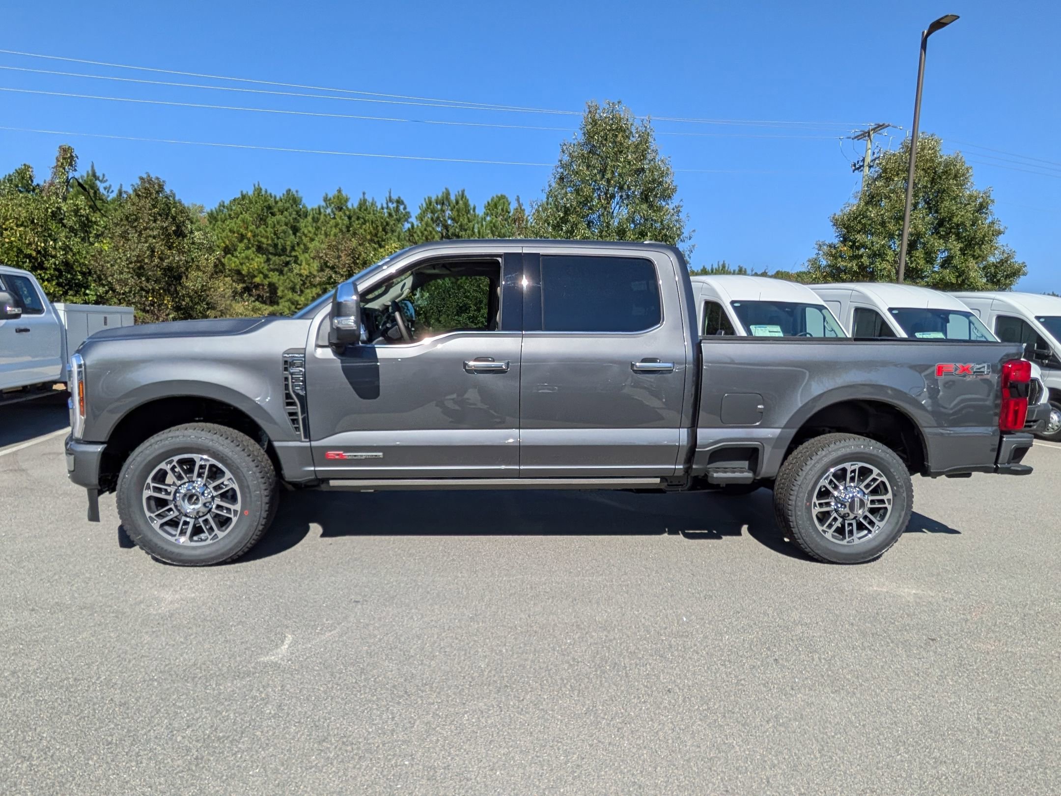 New 2026 Ford F250 Platinum w/ Platinum Plus Package image 5