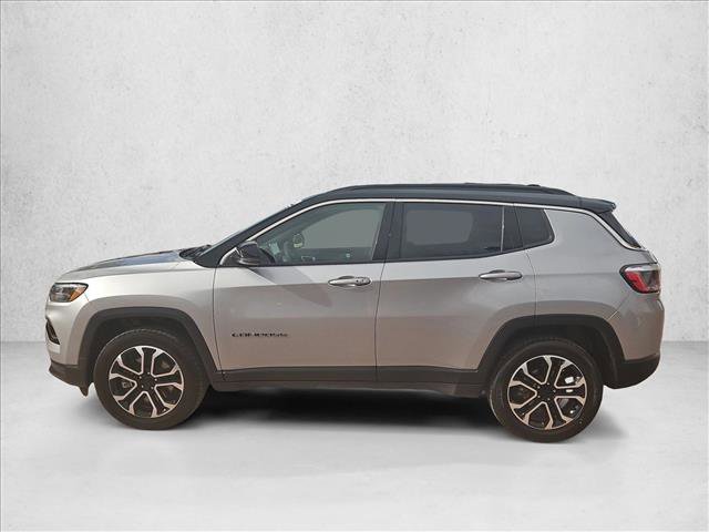 Used 2024 Jeep Compass Limited image 9