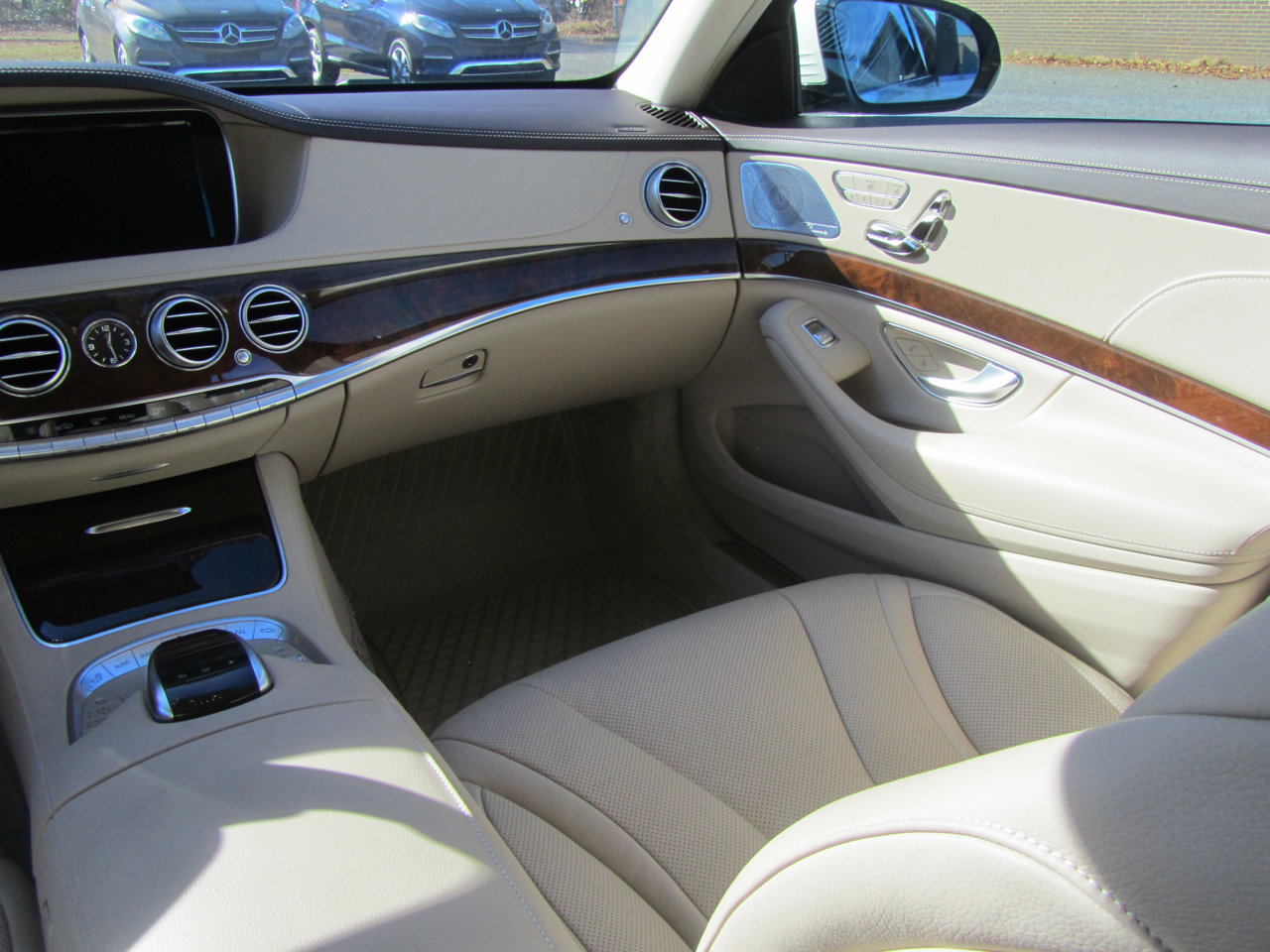 Used 2015 Mercedes-Benz S 550 Sedan image 14