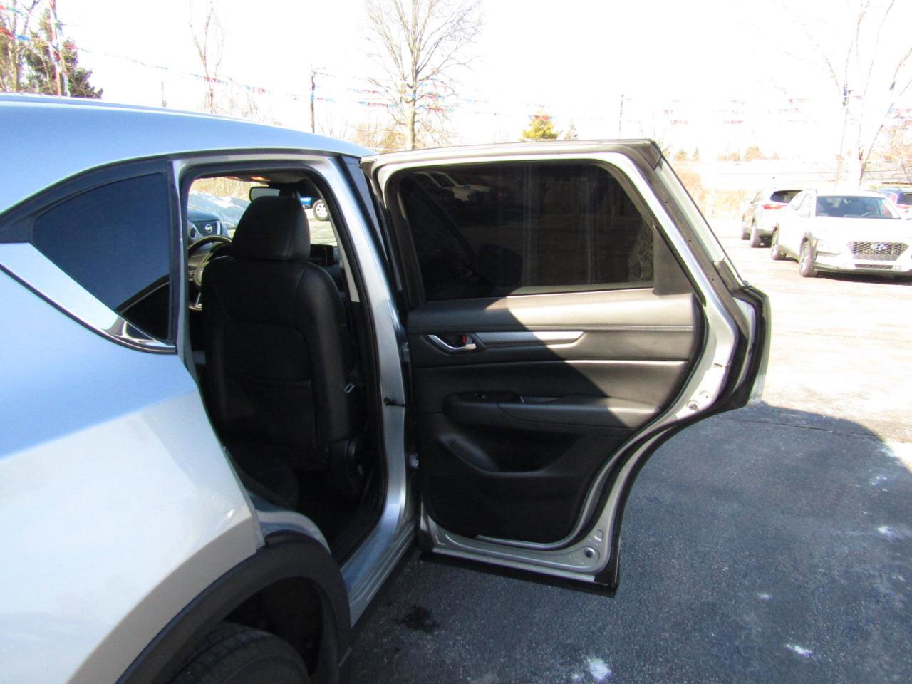 Used 2019 MAZDA CX-5 Touring AWD/4WD image 25