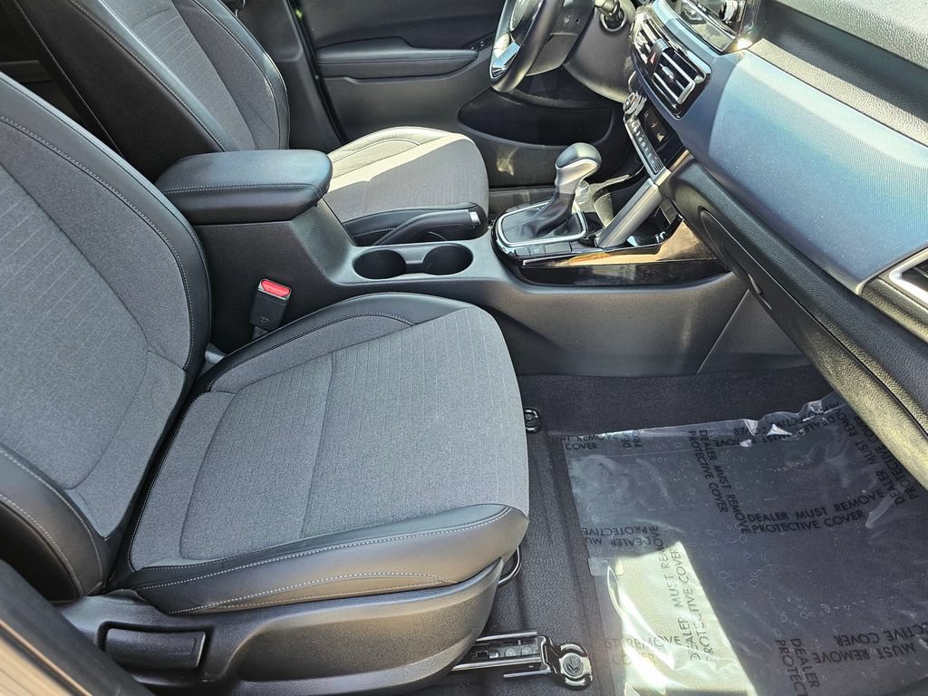 Used 2023 Kia Seltos S FWD image 13