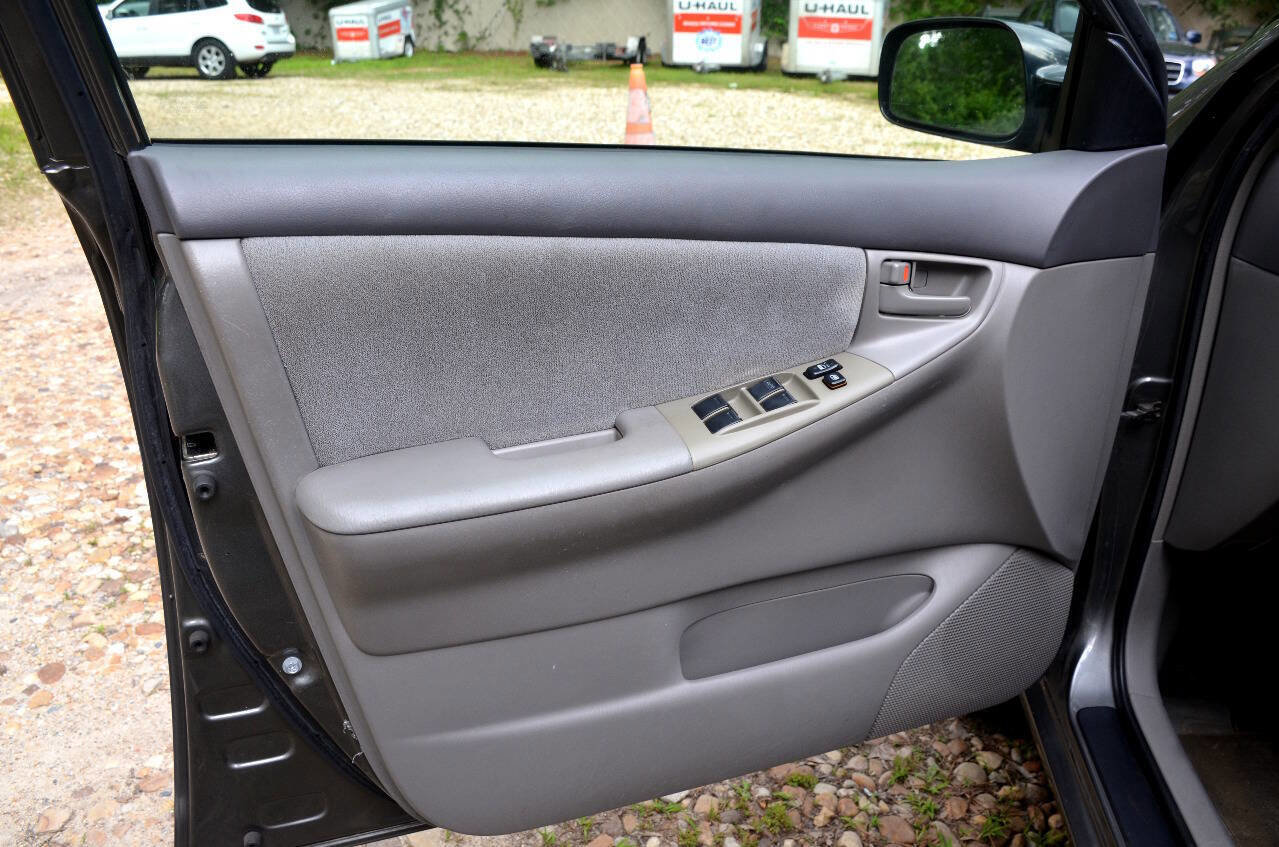 Used 2007 Toyota Corolla CE FWD image 10