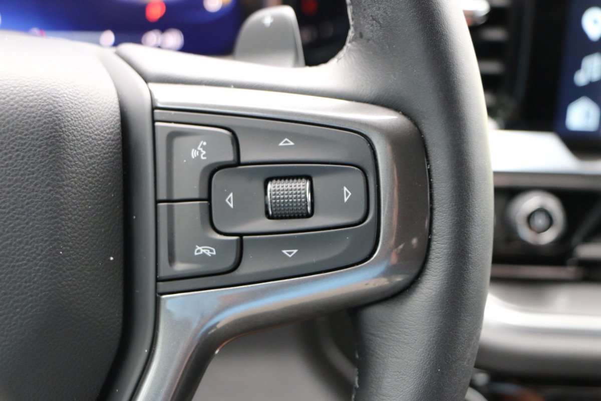 Used 2026 Chevrolet Silverado 1500 High Country AWD/4WD image 22