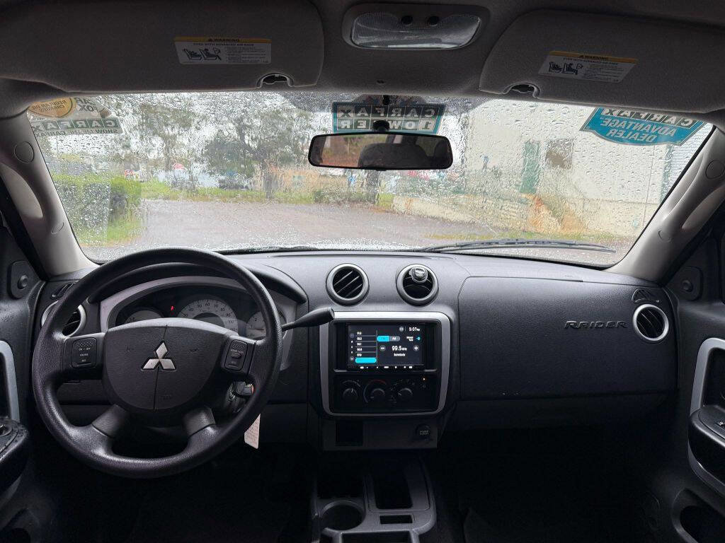 Used 2008 Mitsubishi Raider LS image 13