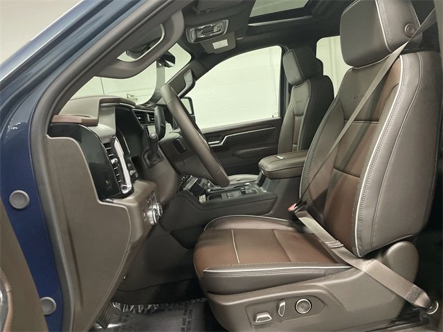 New 2026 GMC Sierra 3500 Denali w/ Denali Reserve Package image 21