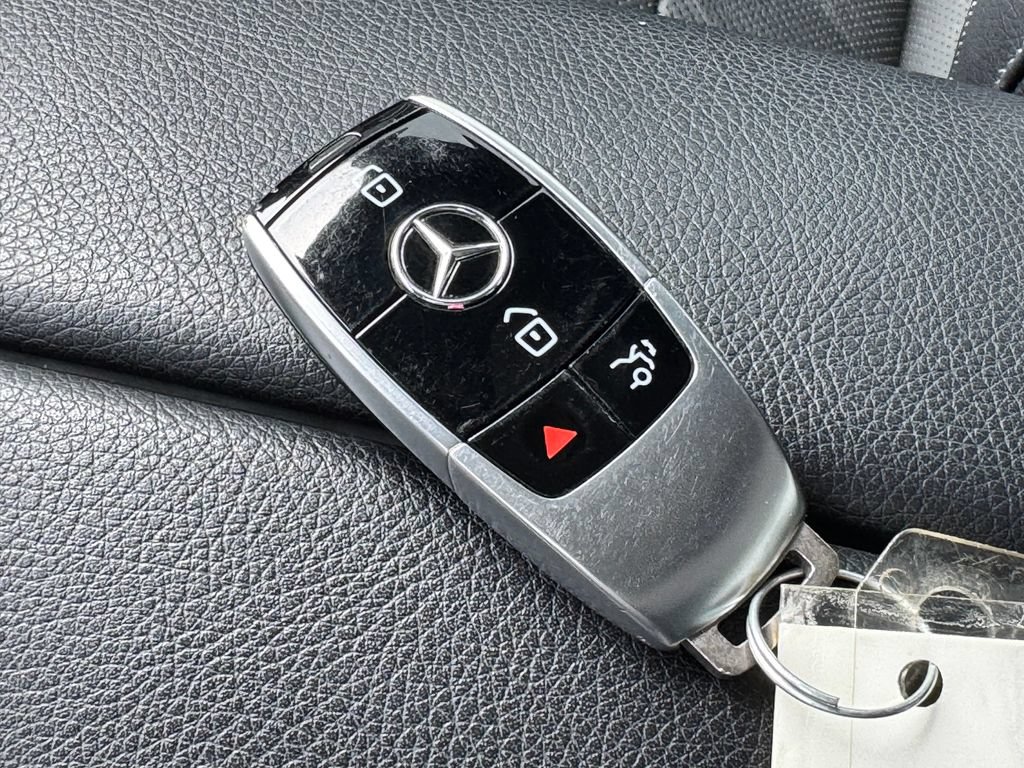 Used 2020 Mercedes-Benz E 450 4MATIC Sedan image 37