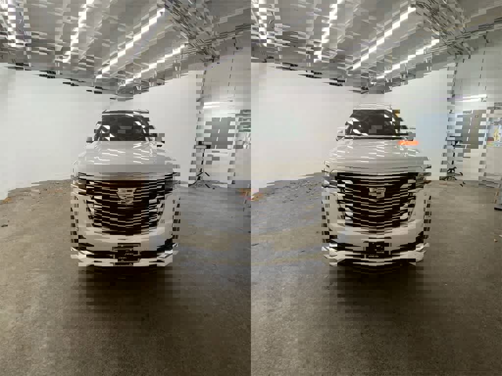 Certified 2024 Cadillac Escalade Premium Luxury Platinum image 9