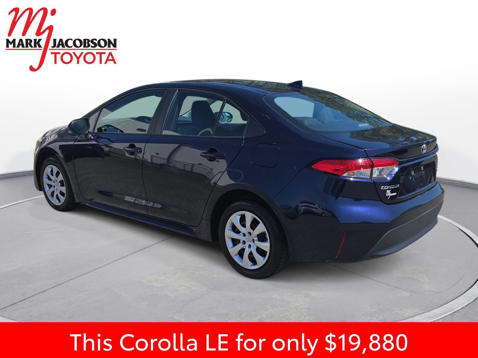 Used 2024 Toyota Corolla LE FWD image 13