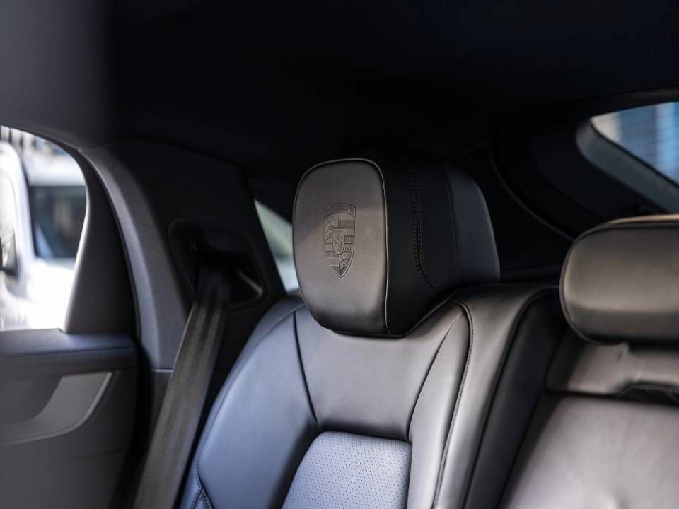 Certified 2026 Porsche Cayenne Coupe AWD/4WD image 39