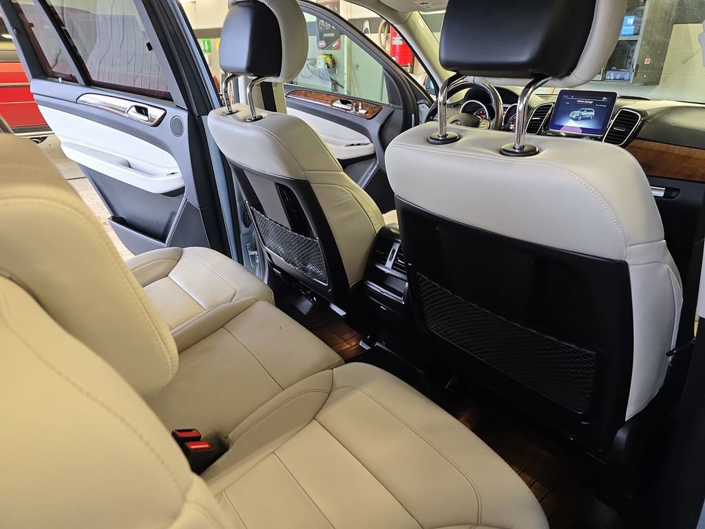 Used 2017 Mercedes-Benz GLS 450 4MATIC image 13