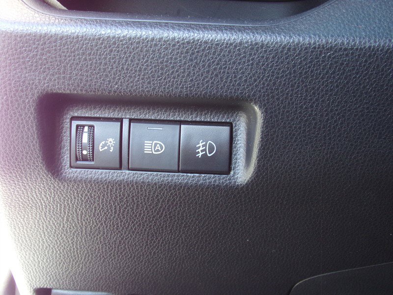 Used 2019 Toyota RAV4 LE AWD/4WD image 41