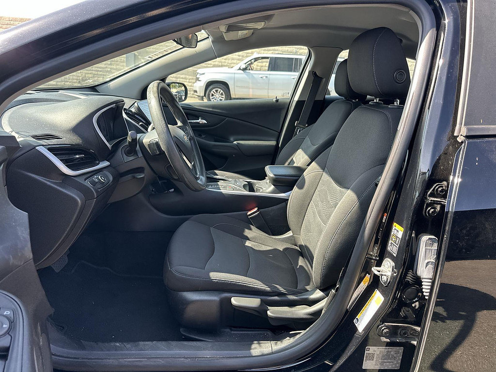Used 2019 Chevrolet Volt LT FWD image 7