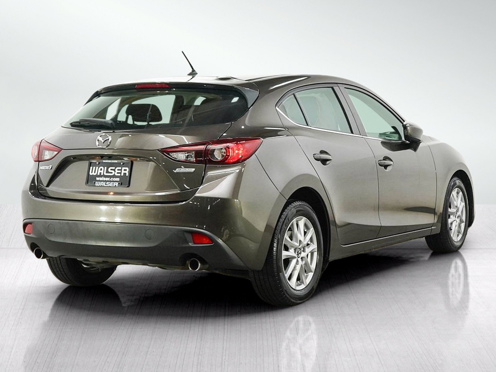 Used 2015 MAZDA MAZDA3 i Touring FWD image 5
