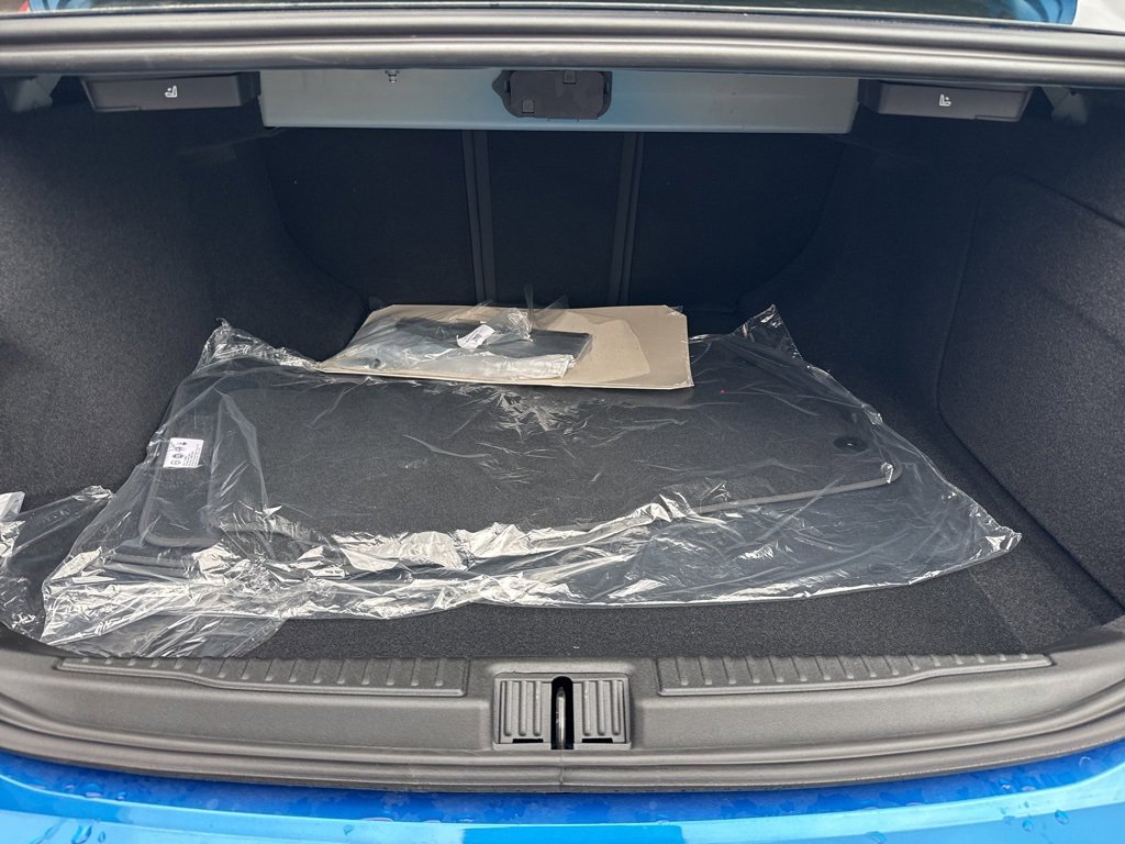 New 2025 Alfa Romeo Giulia AWD w/ Veloce Package AWD image 19