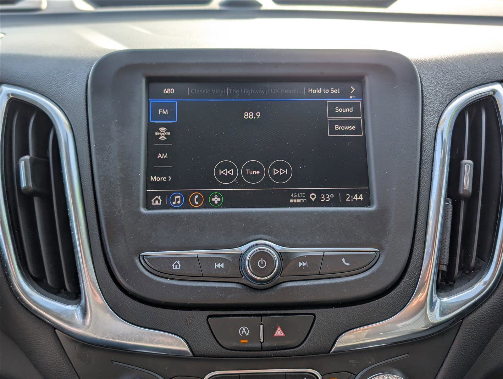 Used 2022 Chevrolet Equinox LT AWD/4WD image 29