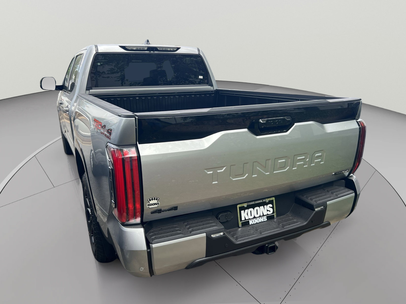 New 2026 Toyota Tundra Platinum w/ TRD Off-Road Package AWD/4WD image 2