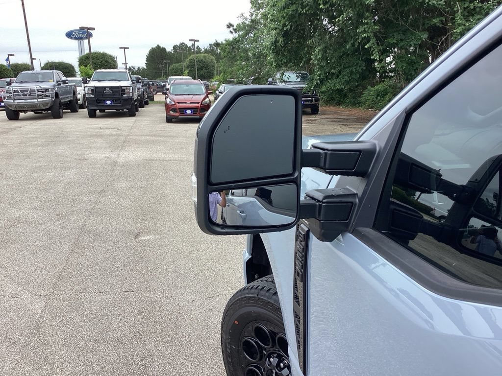 New 2026 Ford F250 Lariat w/ Black Appearance Package AWD/4WD image 33