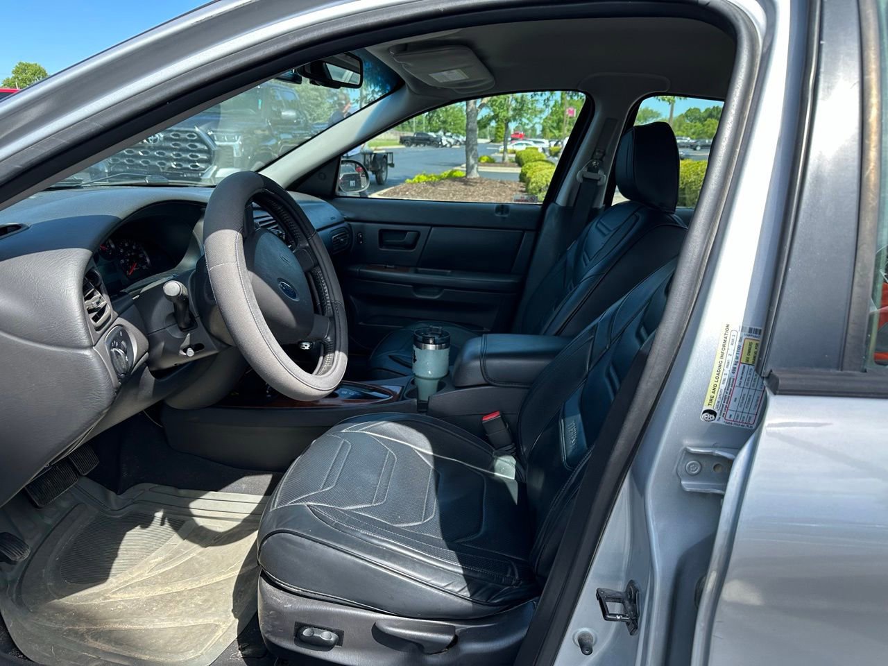 Used 2007 Ford Taurus SEL FWD image 10