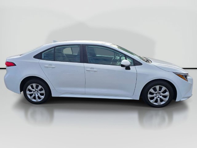 Used 2024 Toyota Corolla LE FWD image 6